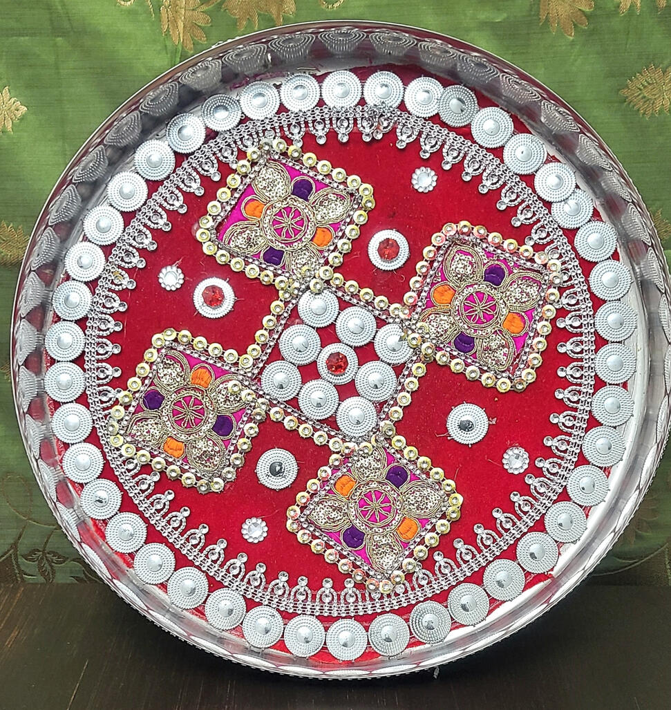 Lāla Decorated Thali